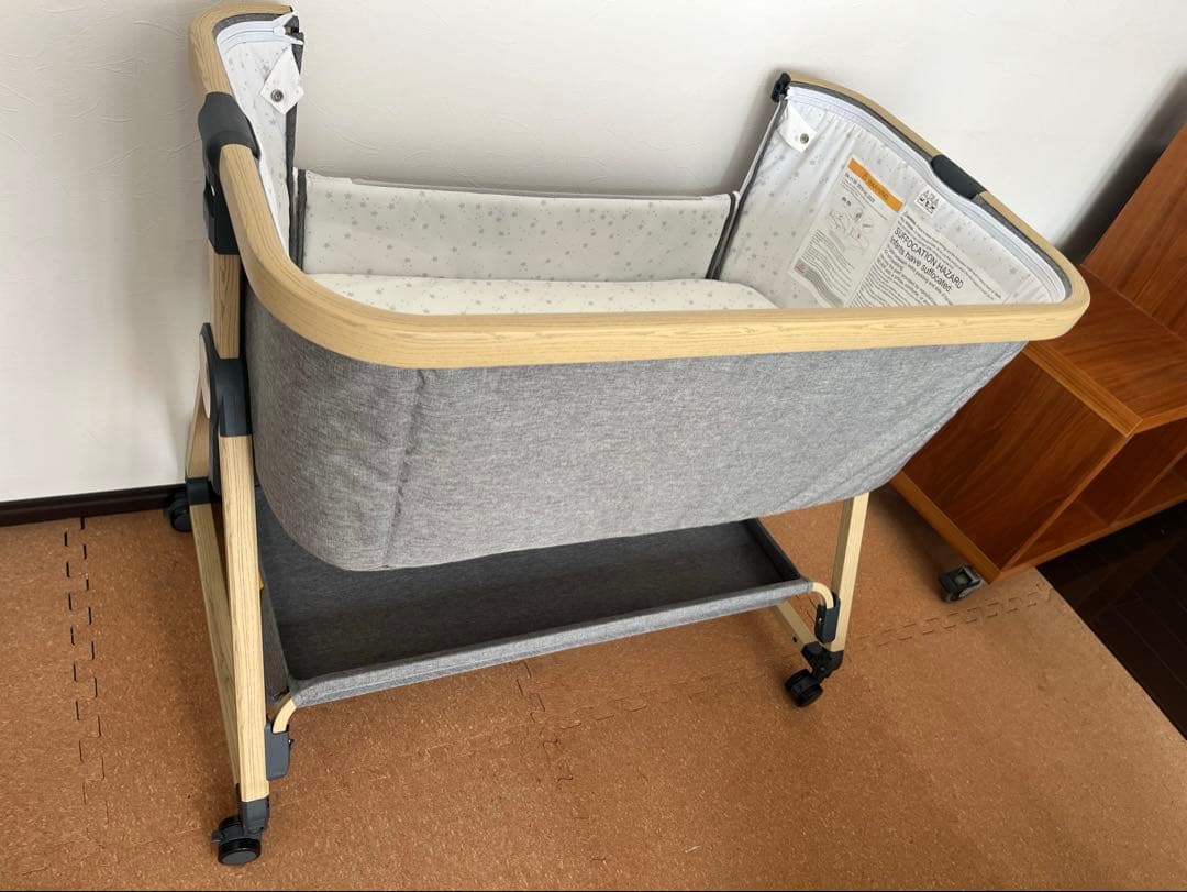 Maydolly ベビーベッド グレー キャスター付き　hzdmj