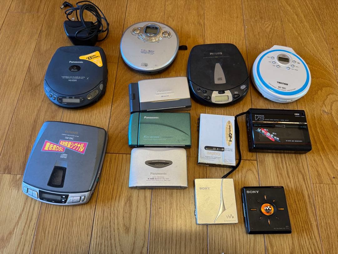 ポータブルCD プレーヤー　MD カセットテープ　panasonic まとめて