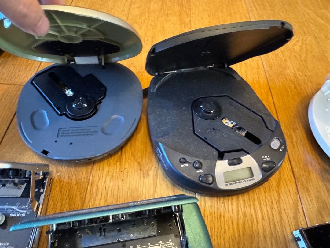 ポータブルCD プレーヤー　MD カセットテープ　panasonic まとめて