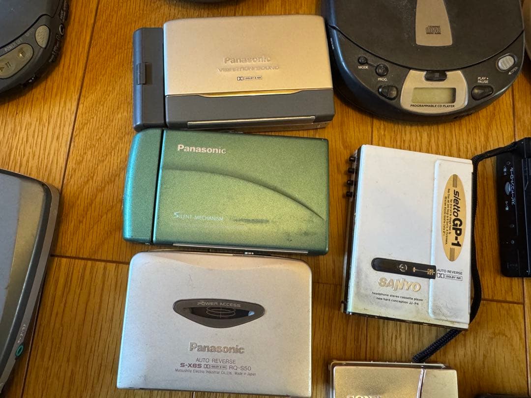 ポータブルCD プレーヤー　MD カセットテープ　panasonic まとめて