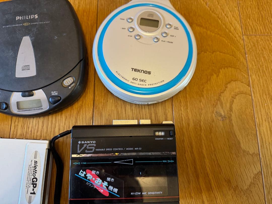 ポータブルCD プレーヤー　MD カセットテープ　panasonic まとめて