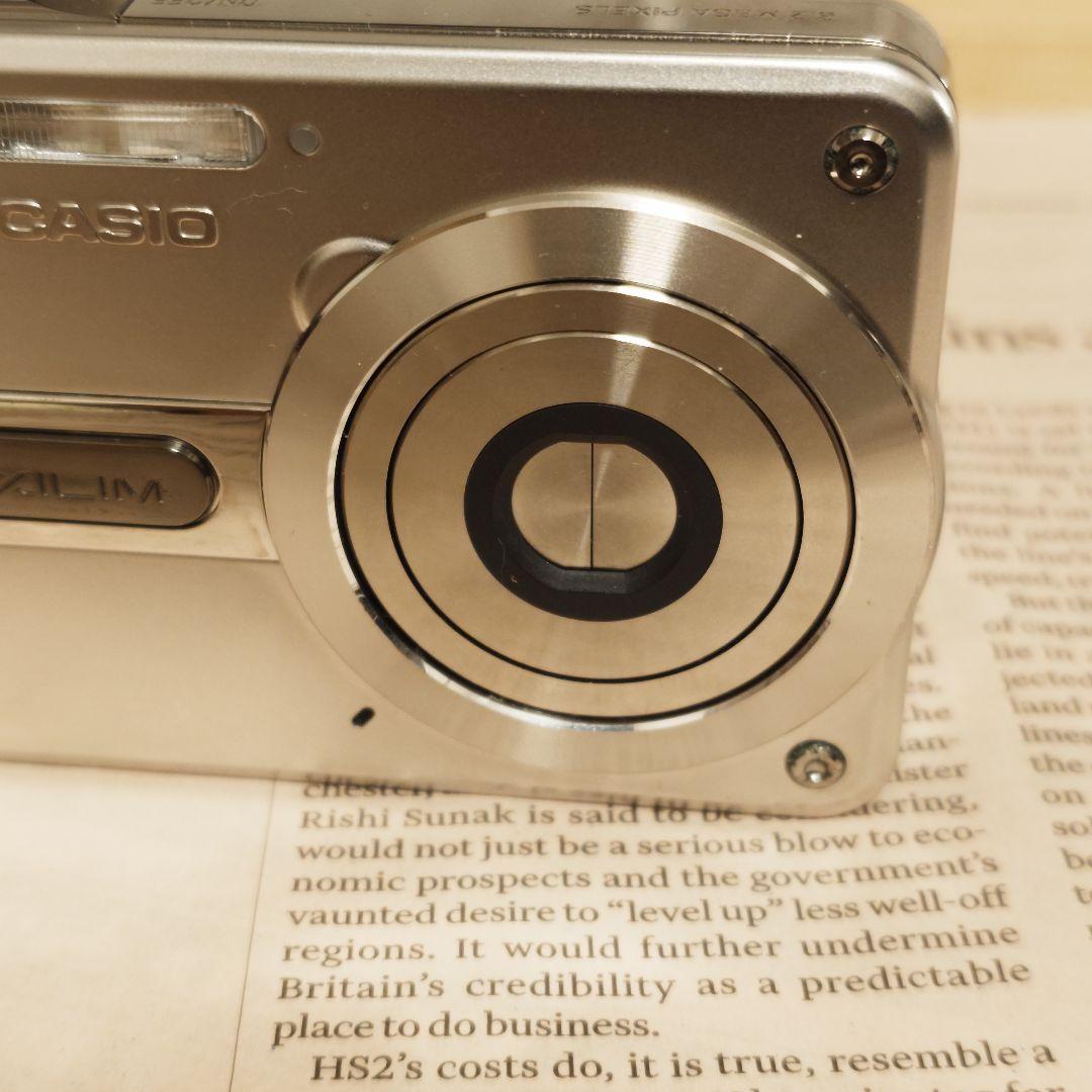 デジカメ CASIO EXILIM EX-S100