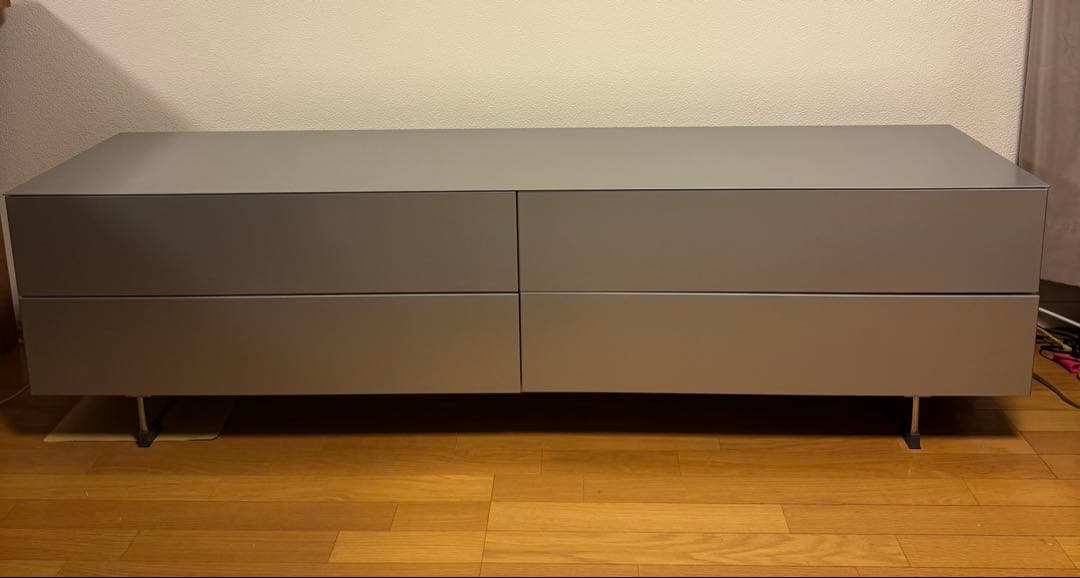 【匿名配送】Cassina★LOTUS★シアターボードW1700★マットシルバー