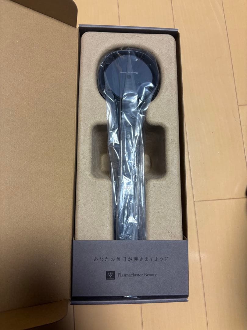 新品未使用品　SHARPドライヤー IB-WX902ブラック 箱あり