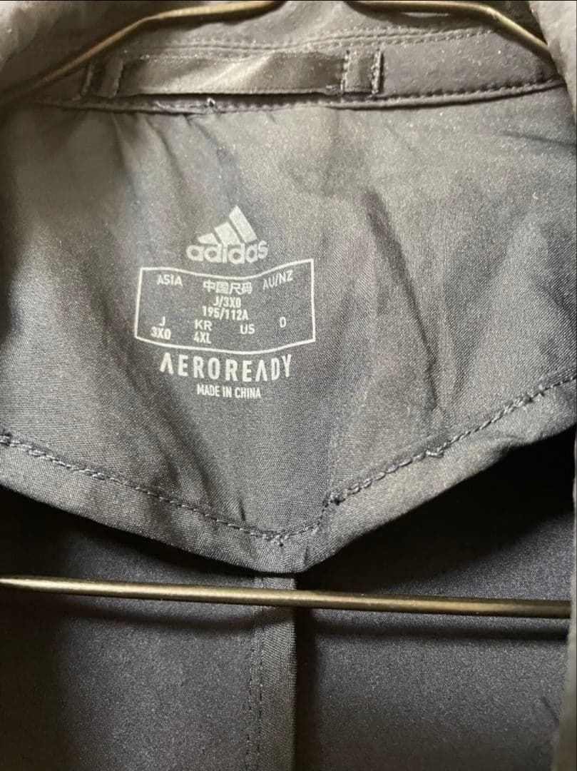 アディダススーツセットアップ(ISETAN ICON スーツ )