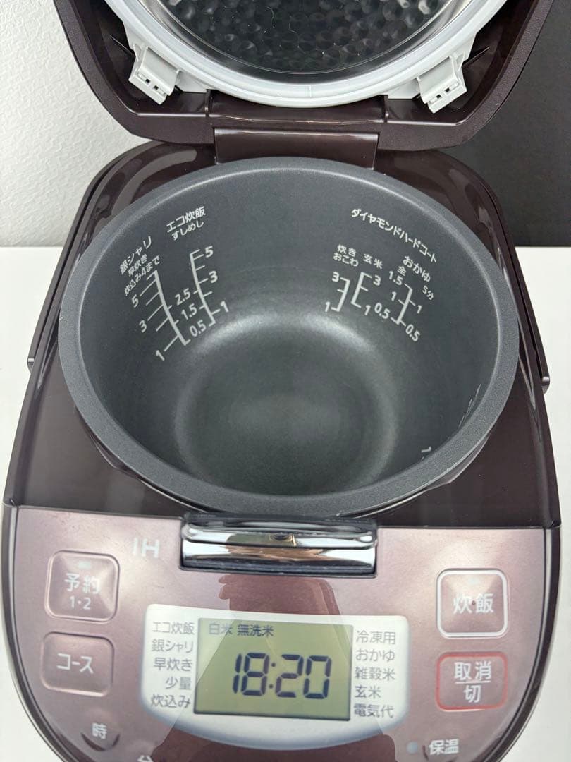 【美品】パナソニック 炊飯器 5.5合 ブラウン SR-FD101-T