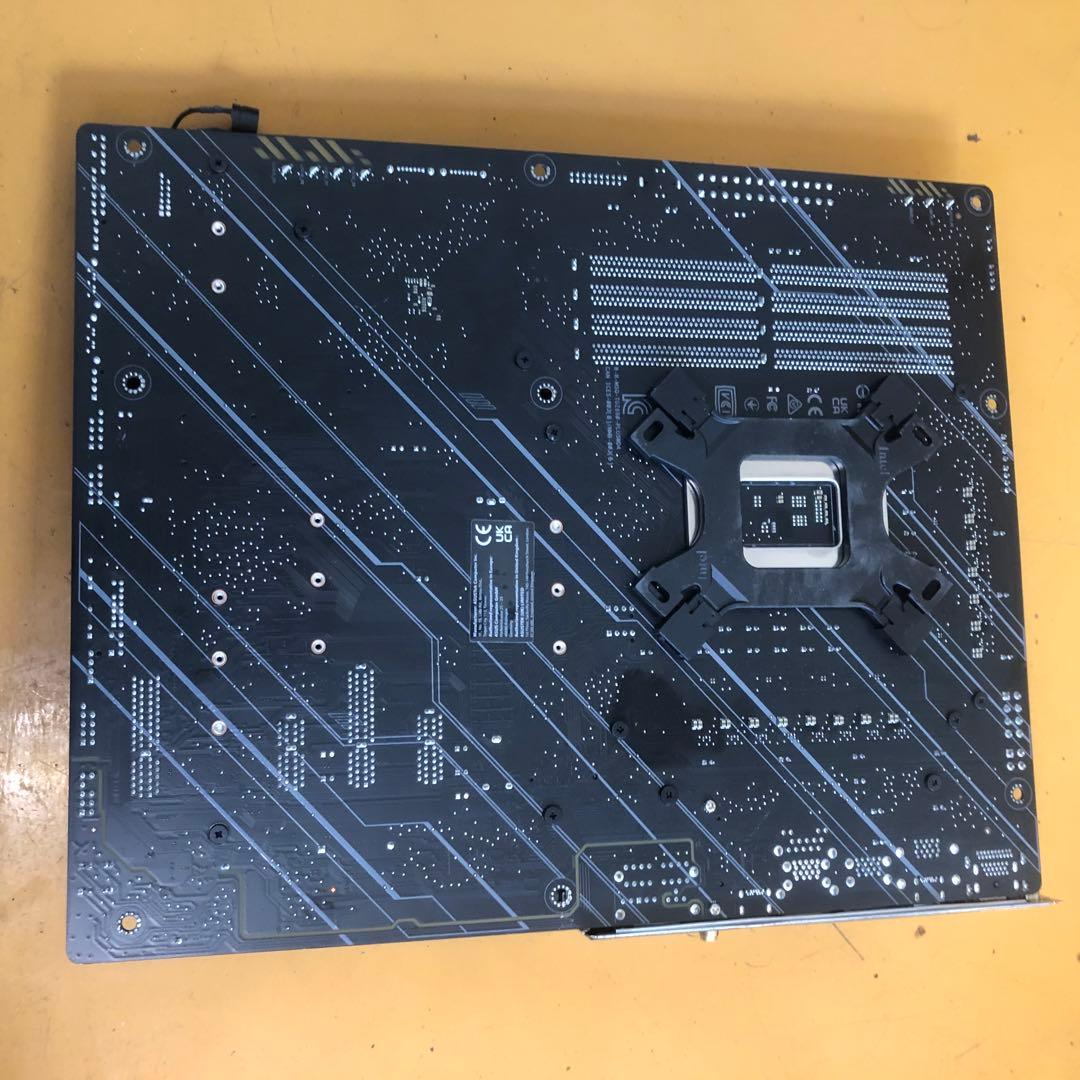 Z690 TUF GAMING Z690-PLUS WIFI D4 マザーボード