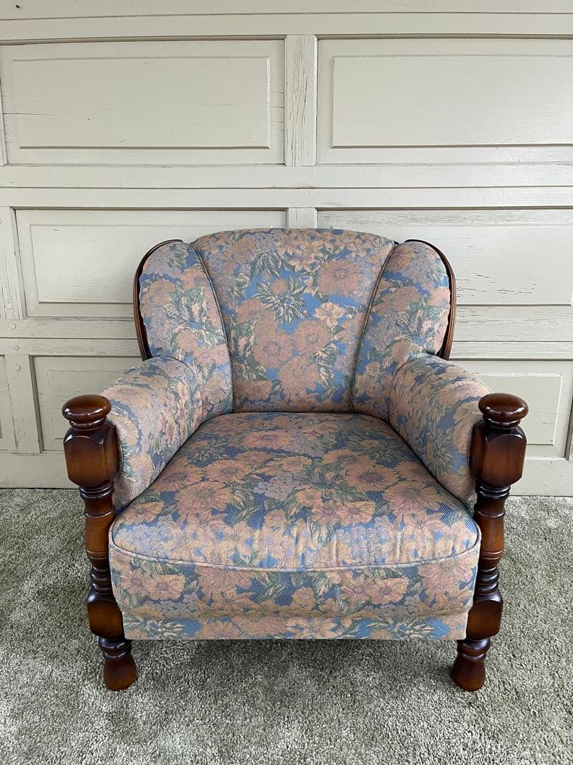 【素】karimoku カリモク コロニアル シングルソファ