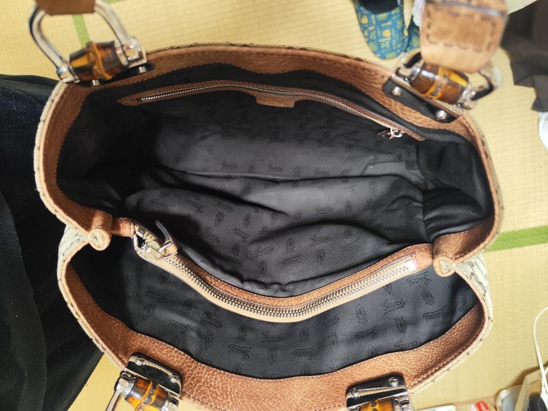 グッチ　GUCCI　バッグ（保管袋＆ギャランティカード）