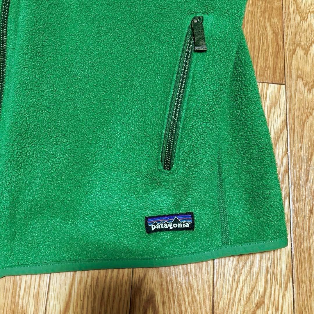 patagonia シンチラベスト 緑