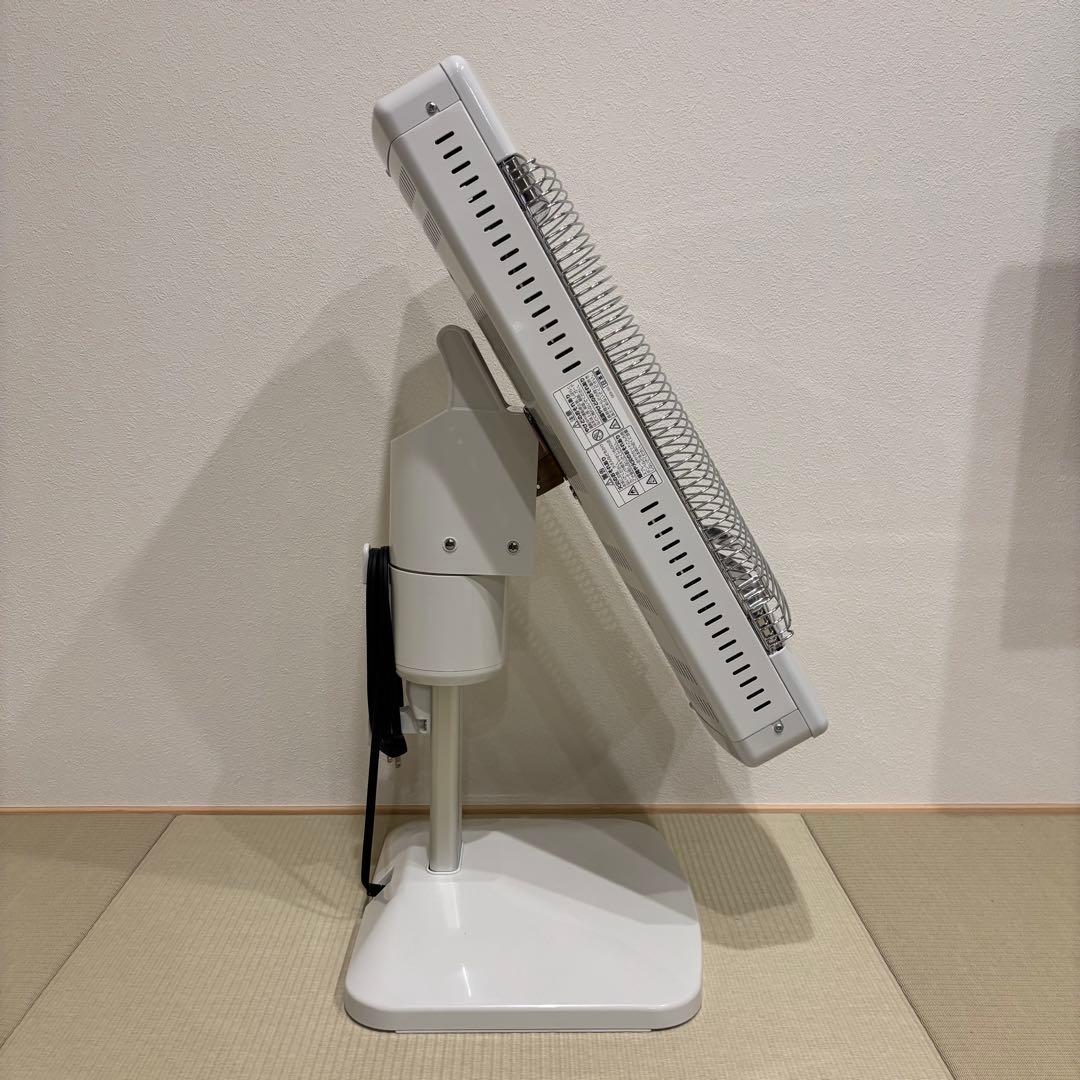 コロナ　コアヒート　遠赤外線ストーブ　電気ストーブ（2021年式）