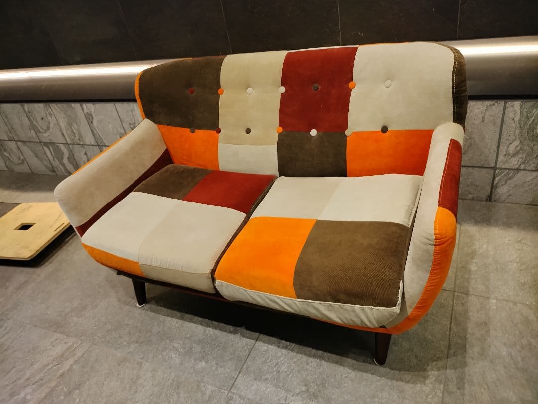 パッチワークデザイン　ソファー　二人掛け