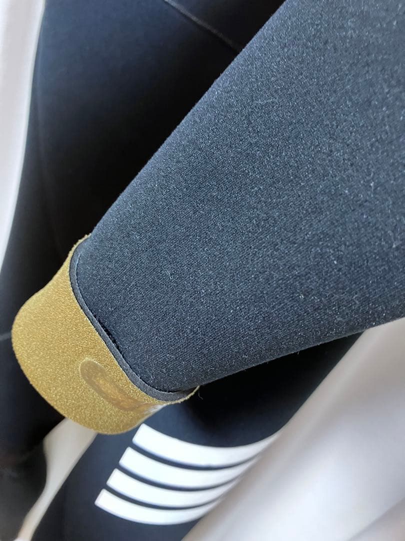 RASH WETSUITS ラッシュウエットスーツ