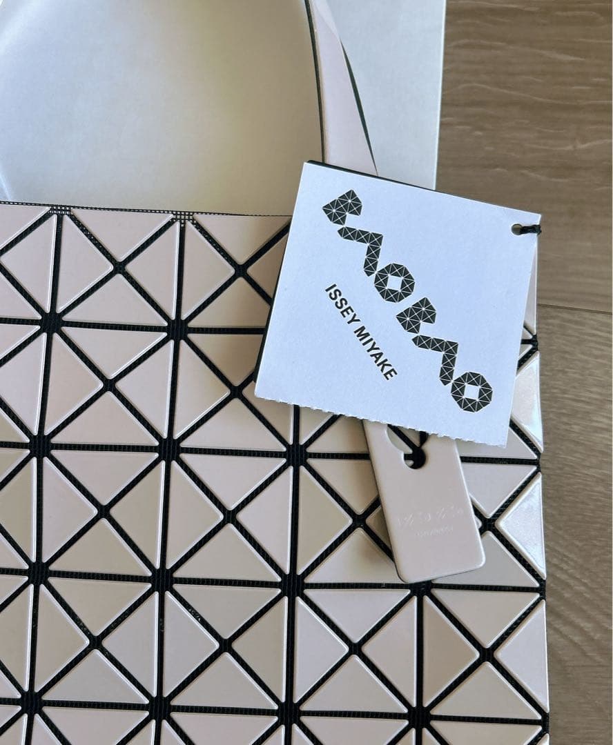 バオバオイッセイミヤケ　ハンドバッグ