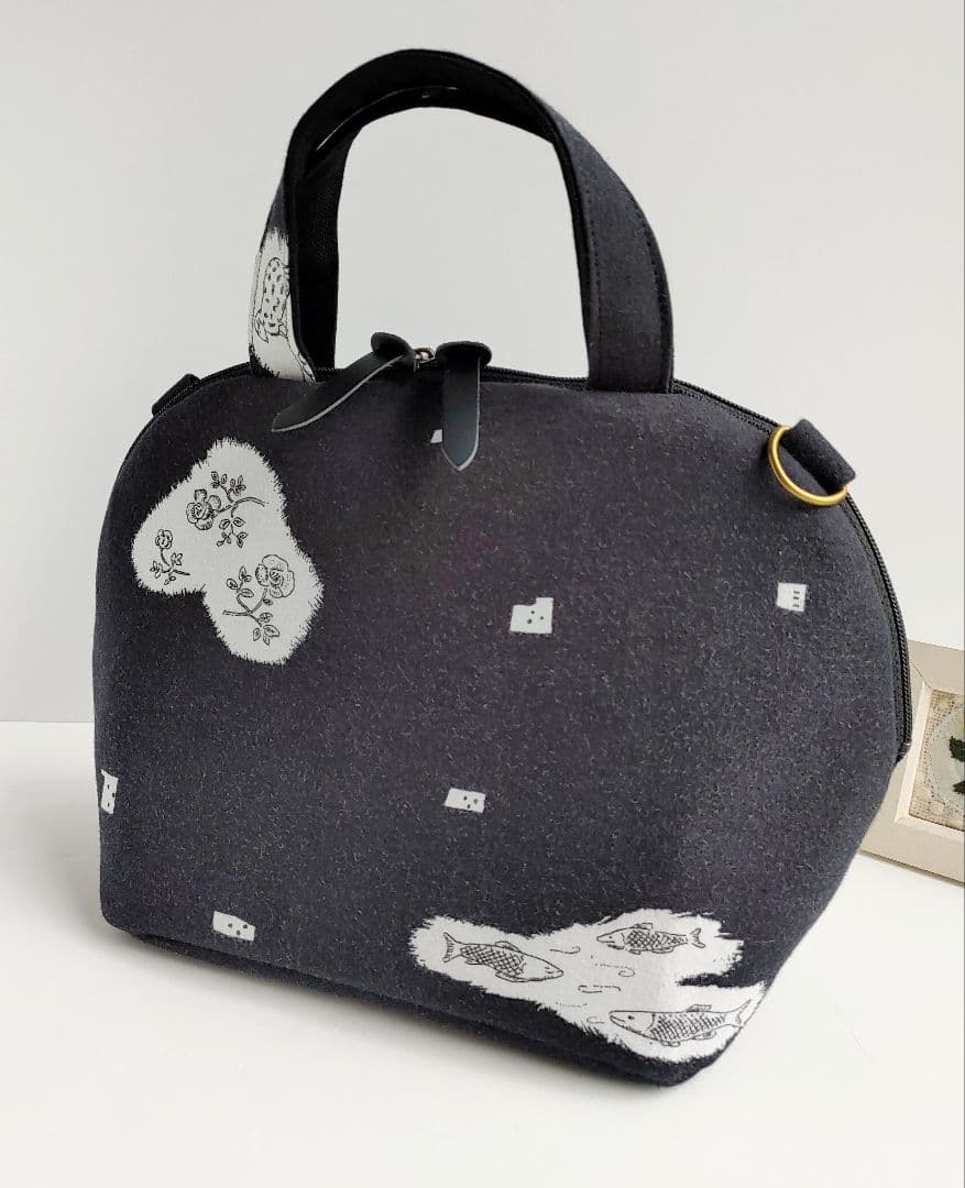 ミナペルホネン　レア　trois　ミニサイズまるいファスナーバッグ