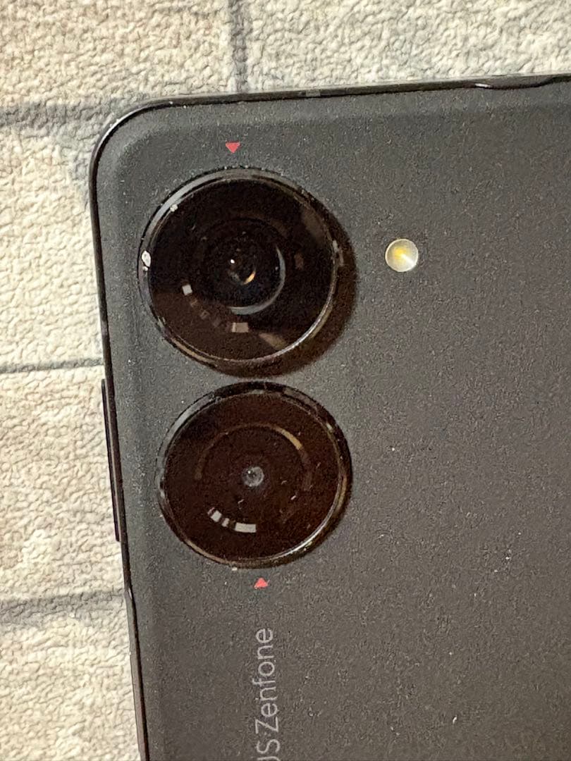 ASUS Zenfone 10 ブラック 本体