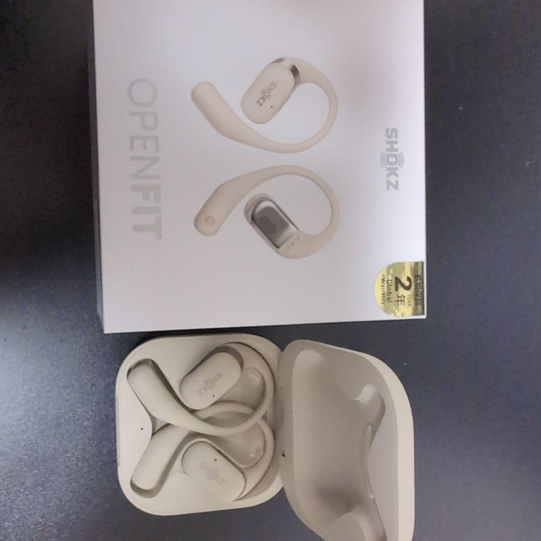 【美品】SHOKZ OPENFIT ワイヤレスイヤホン ホワイト