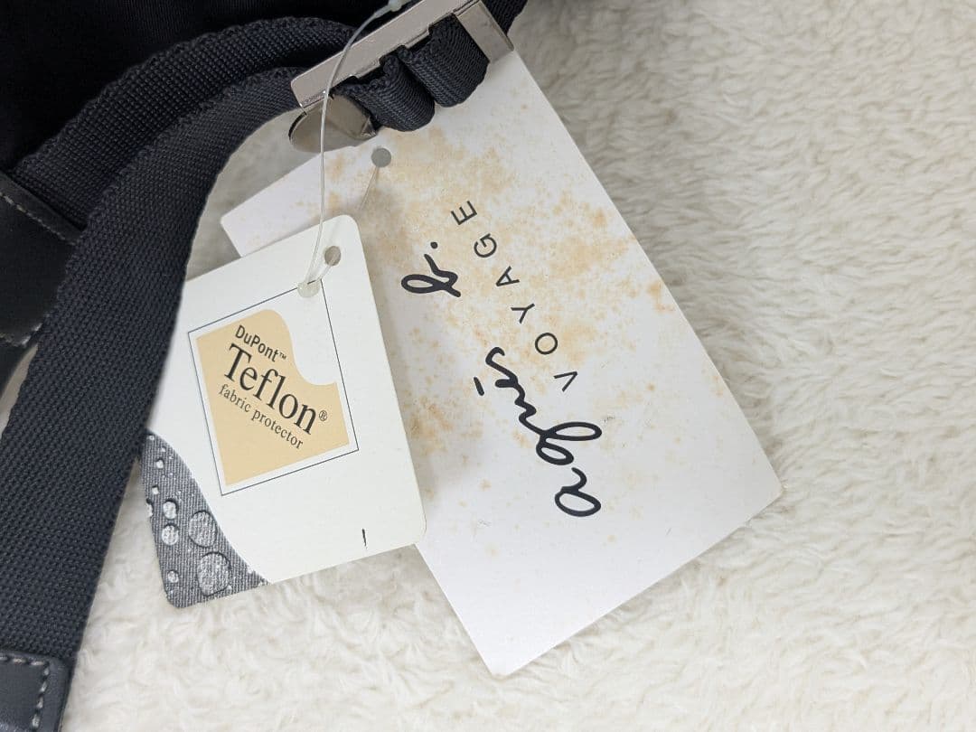 【未使用品】agnes b.VOYAGE　アニエスベー　ナイロン　レザー　黒