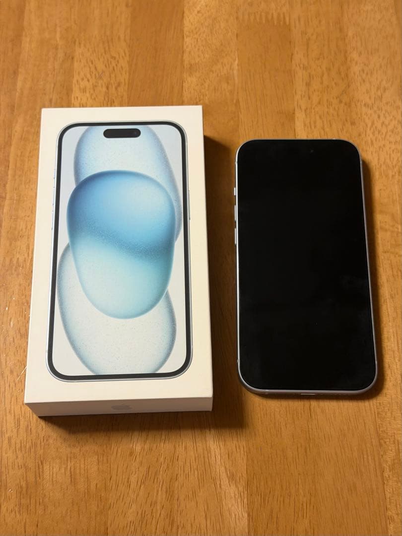 iPhone 15 128G ブルー　SIMフリー
