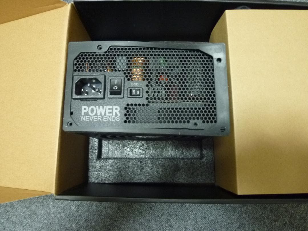 FSP Hydro G PRO 850W 電源ユニット