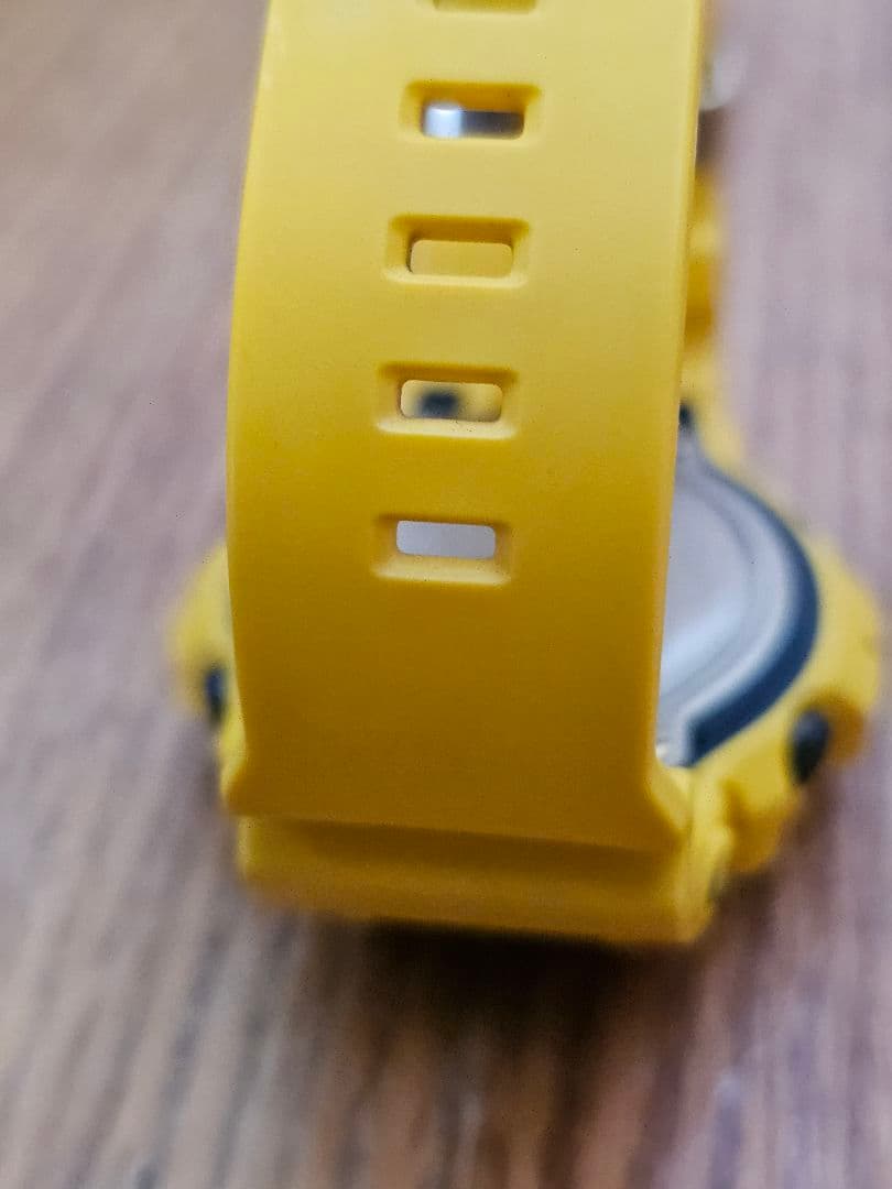 CASIO G-SHOCK イエロー腕時計☆記念モデル❓️