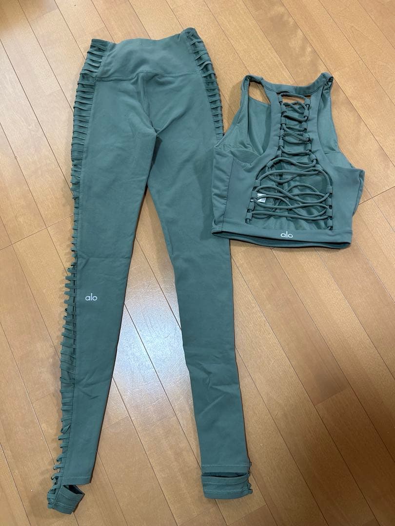 alo yoga アロヨガ　ヨガウエア　 セットアップ XS XXS