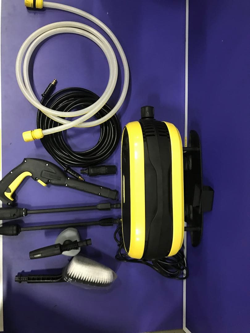 B）KARCHER 高圧洗浄機　JTK Silent 1.600-901.0