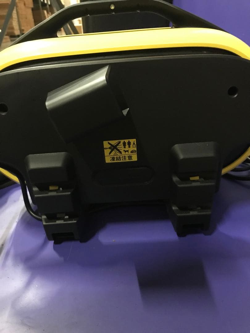 B）KARCHER 高圧洗浄機　JTK Silent 1.600-901.0