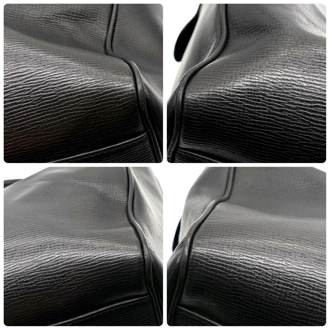 【美品】セリーヌ ボストンバッグ トリオンフ レザー ブラック 大容量