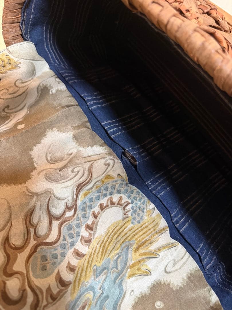 大きな山葡萄かごバッグ　佐藤定雄作