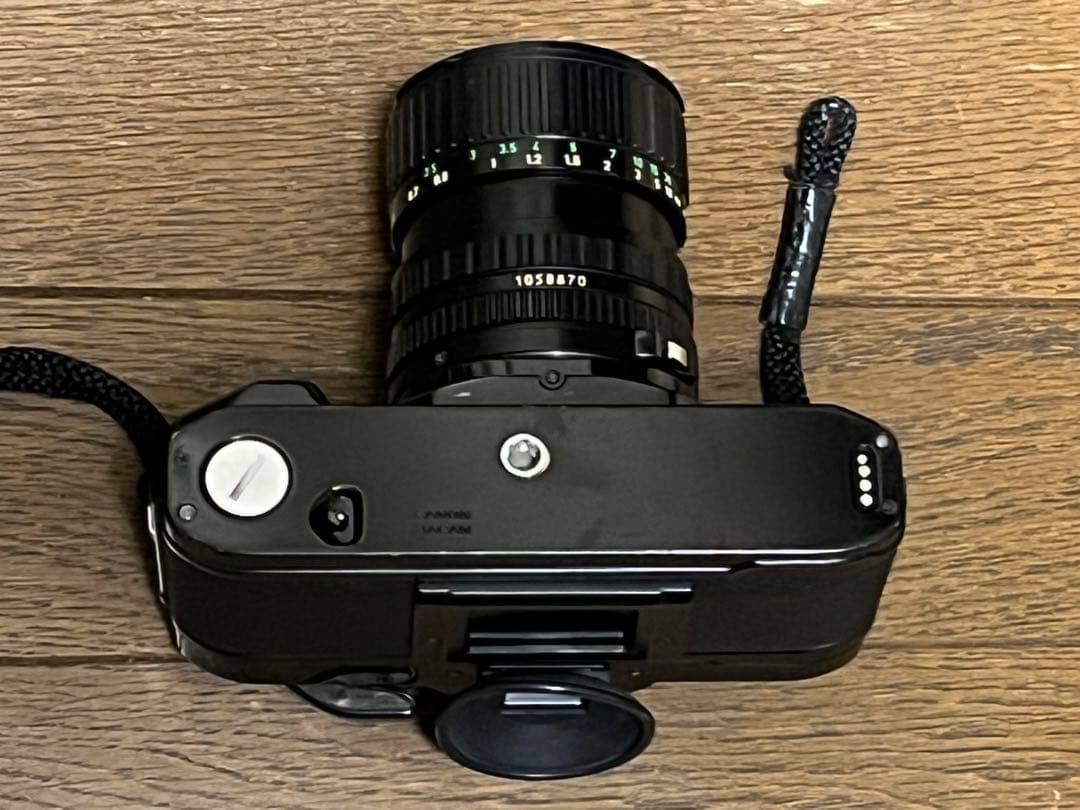 Ｃａｎｏｎ　ＡＥ－１　一眼レフカメラ　セット　ブラック　ストロボ・レンズ付き