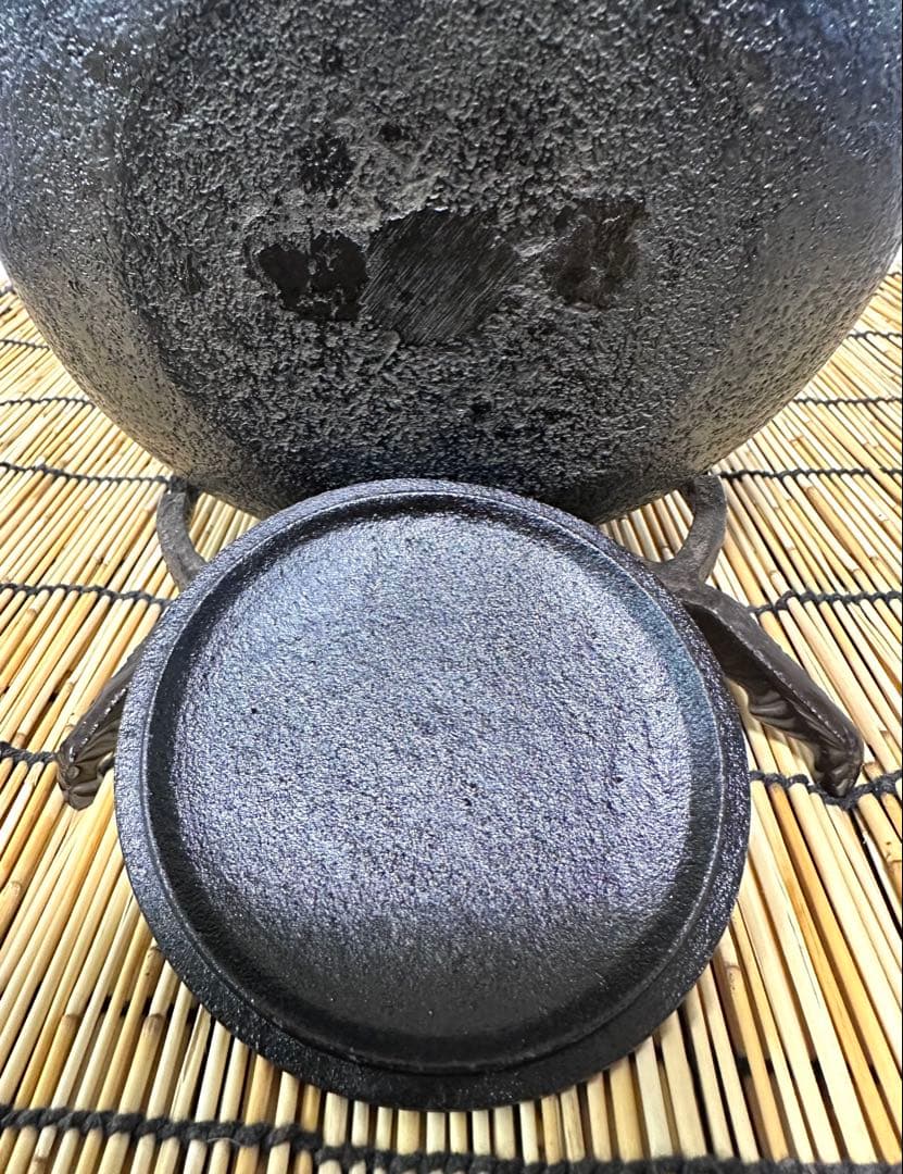 未使用品　南部照光堂 心斎作　木瓜鉉　１８型アラレ　南部鉄瓶　南部鉄器　鉄瓶