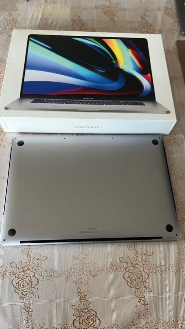 美品 MacBookPro 16inch 2019