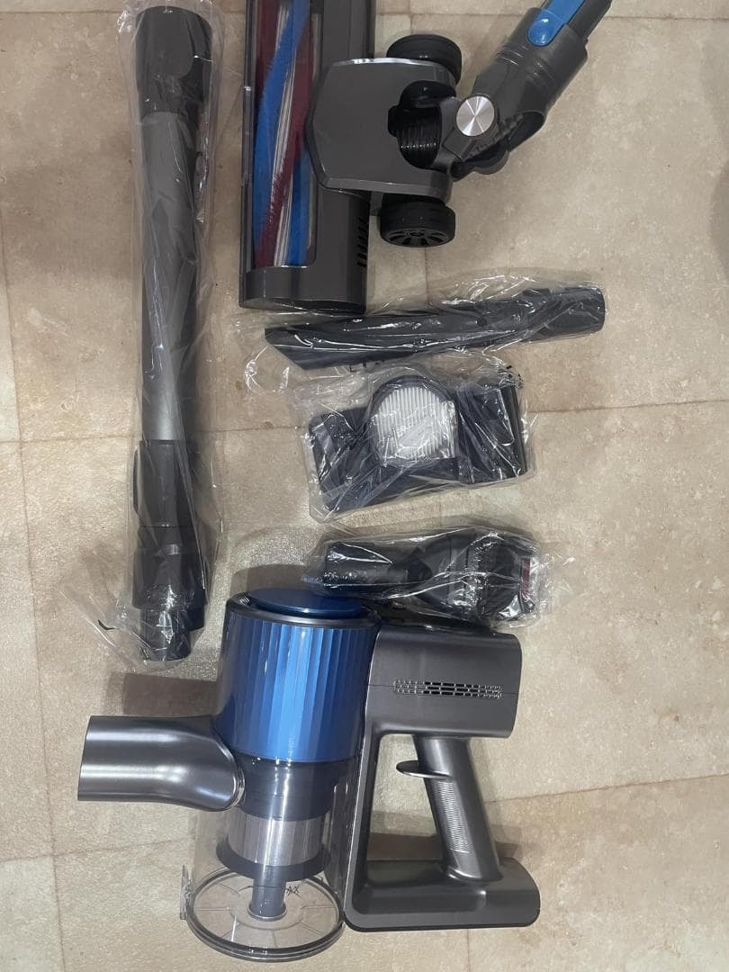 コードレス掃除機 2WAY 着脱式バッテリー 壁掛け収納 軽量低騒音 自立式