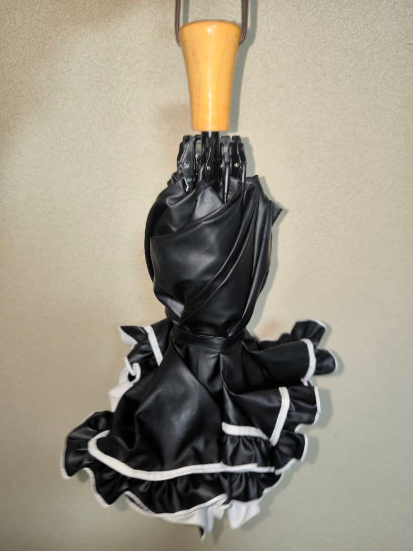 サンバリア 折りたたみ日傘 ２段折 フリル ストレート手元 ホワイト