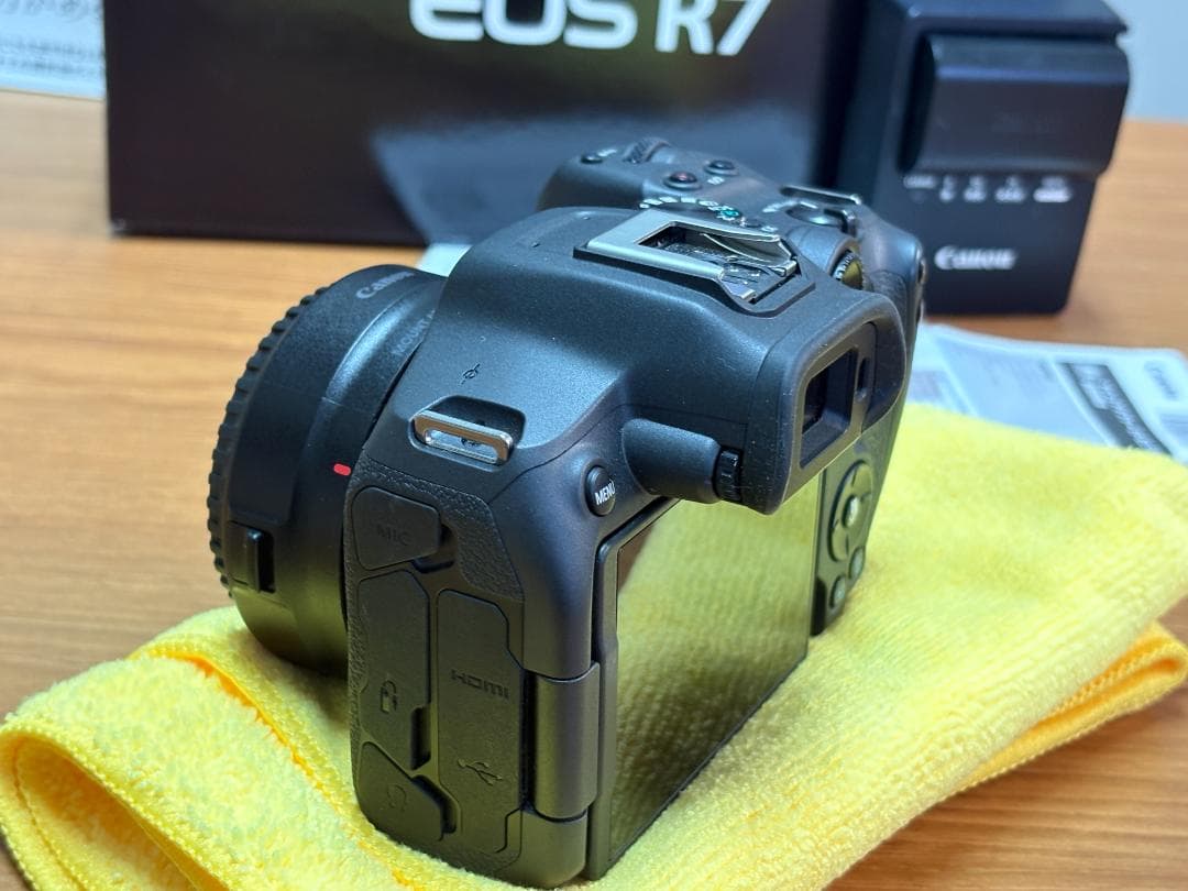 CANON EOS R7 ボディ+マウントアダプター+ ガイドブック