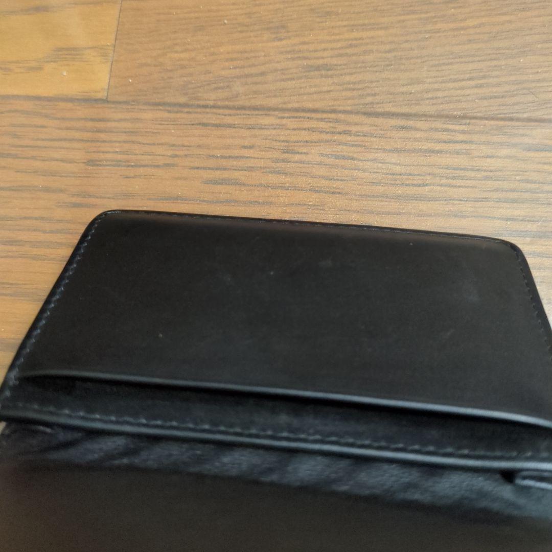 【期間限定価格】黒のレザー名刺入れ 編み込みデザイン