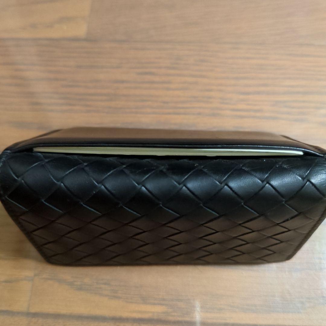 【期間限定価格】黒のレザー名刺入れ 編み込みデザイン