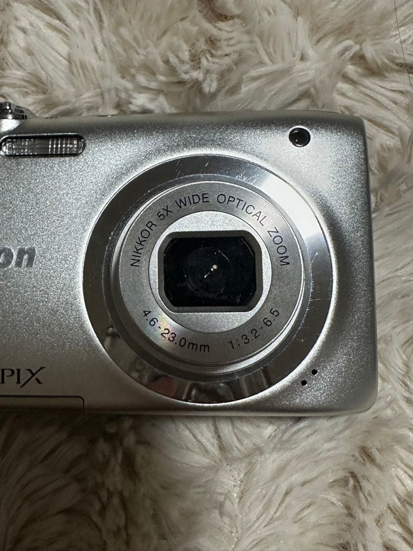 Nikon COOLPIX A100 デジタルカメラ