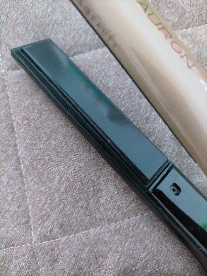 【お値下げ】ヘアビューロン4dplus 40-180℃ストレートヘアアイロン