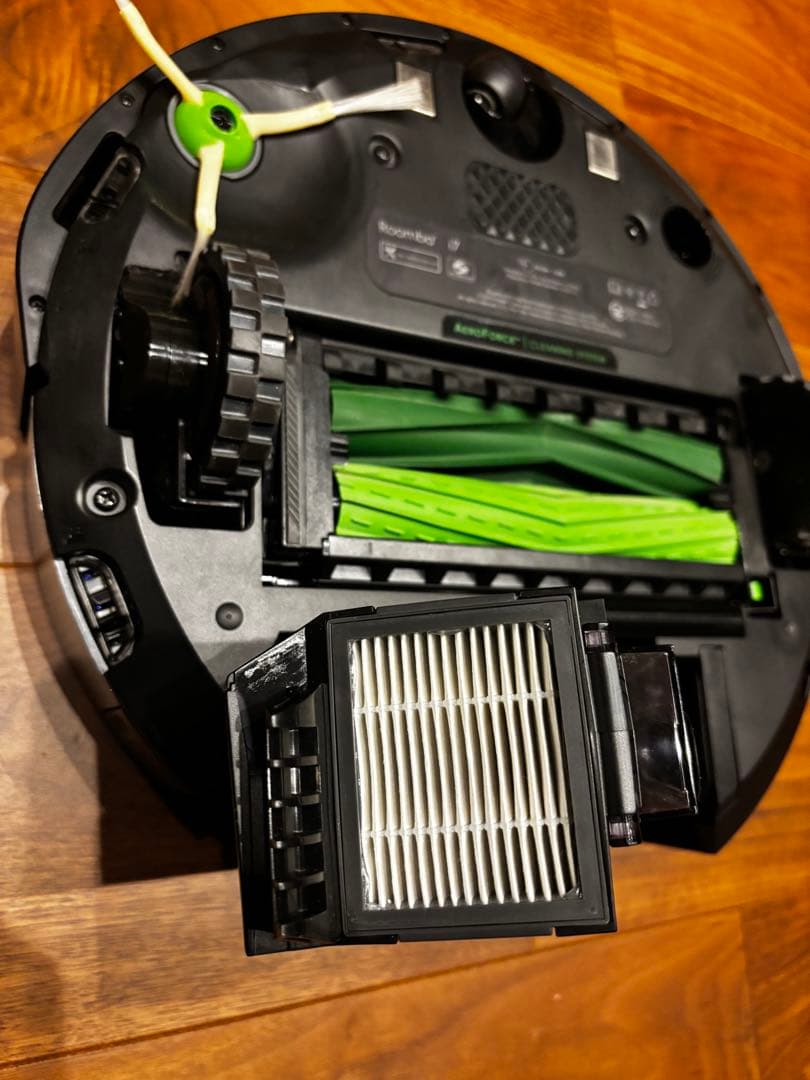 iRobot Roomba i7+ロボット掃除機　クリーンベース付