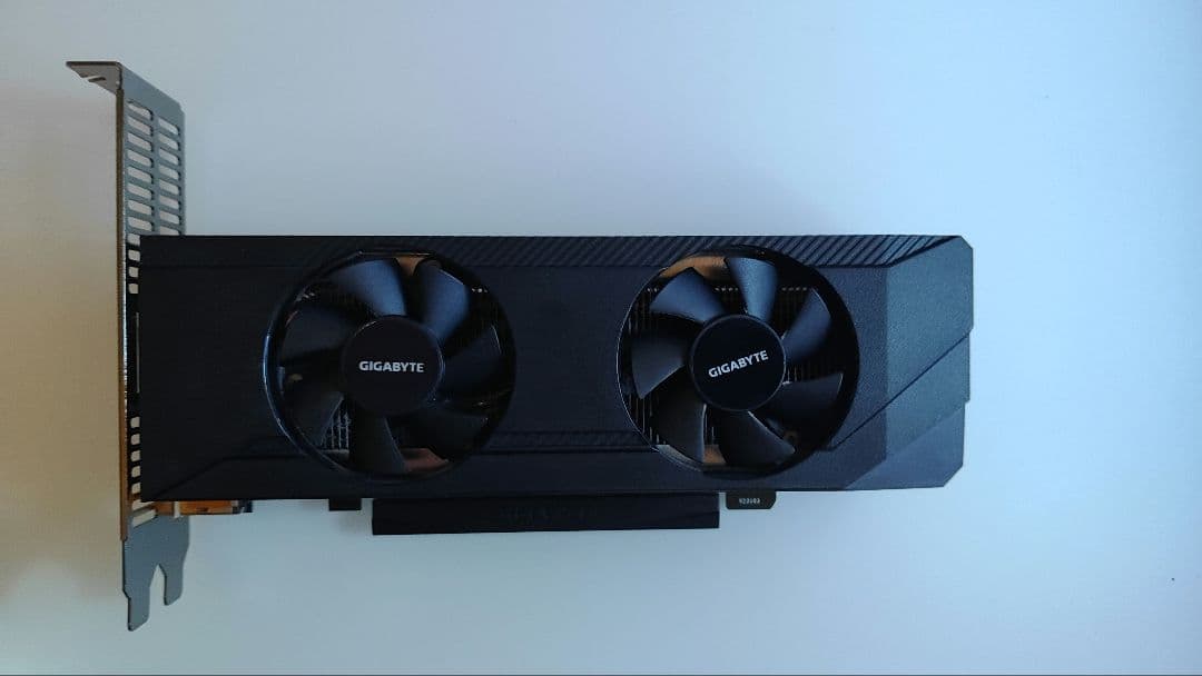 GIGABYTE RTX3050 電源レス