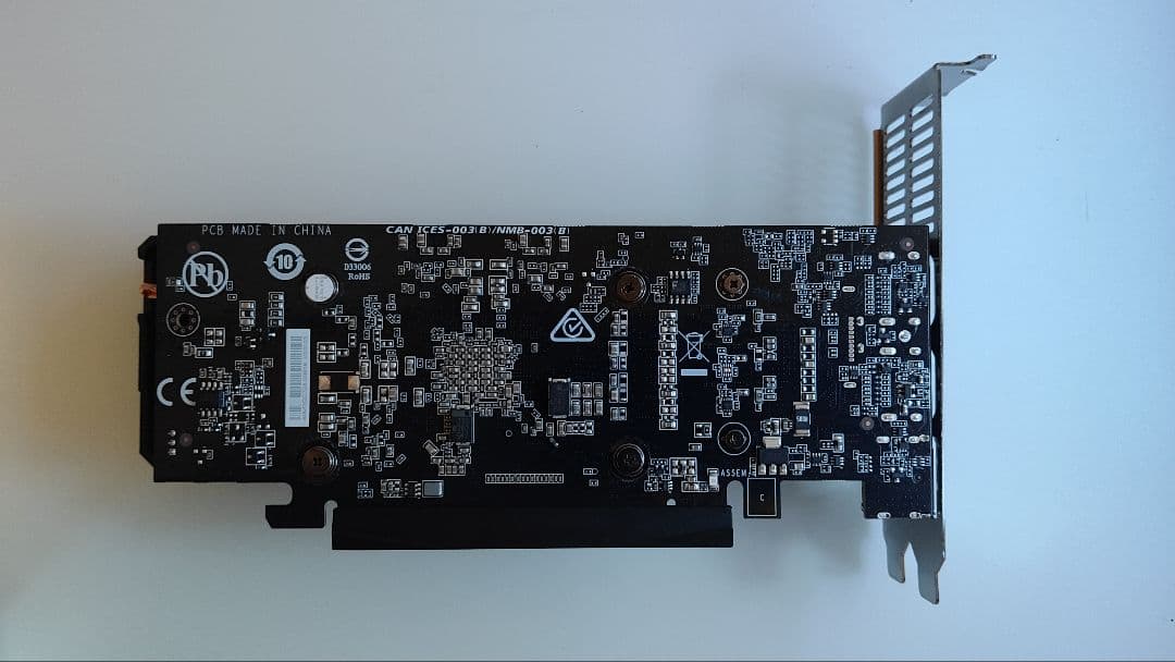 GIGABYTE RTX3050 電源レス