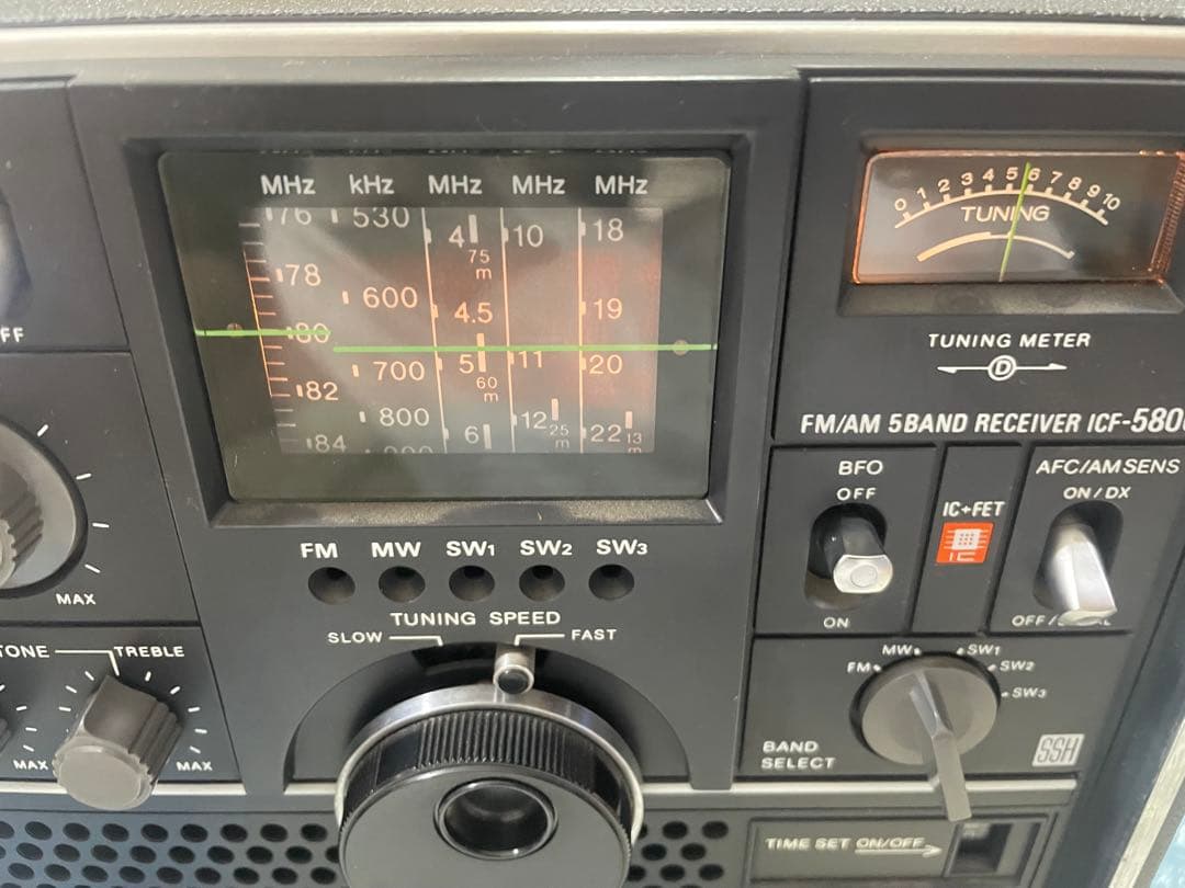 SONY ソニー　スカイセンサー　ICF-5800 ラジオ AM FM