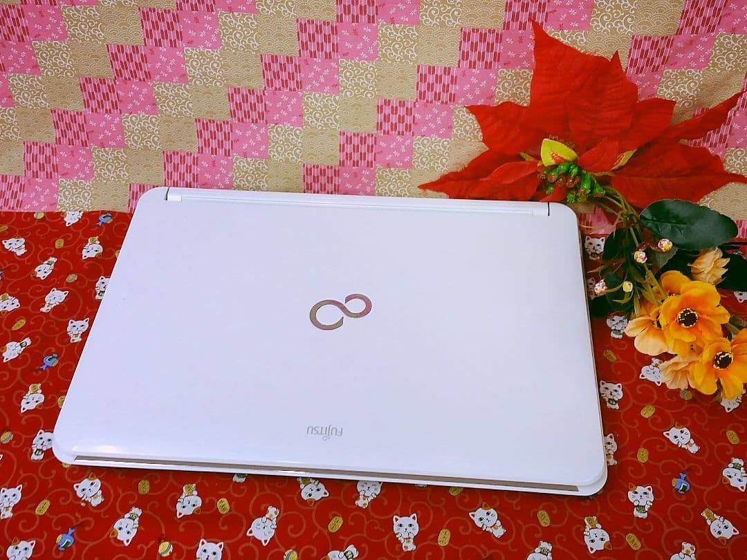 極上品！Corei5！SSD256！Zoom !スマホ管理！Win11！動画編集