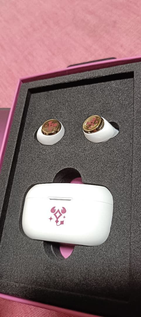 AVIOT 完全ワイヤレスイヤホン TE-V1R-SLM 壱百満天原サロメ