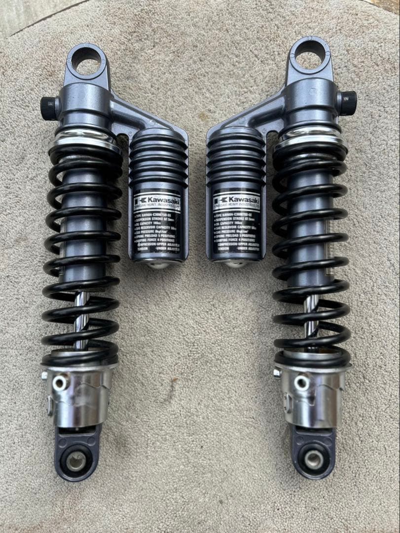 ゼファー400 リアサス　純正 Kawasaki サスペンション 2個セット