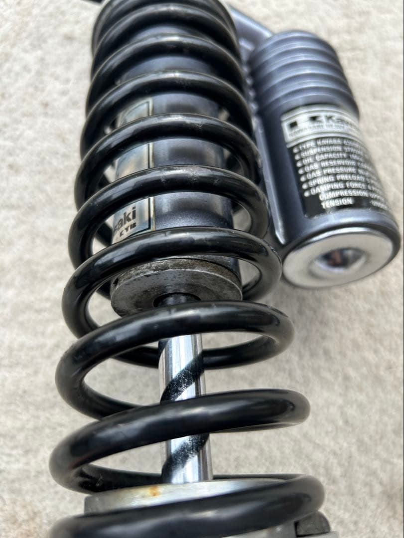 ゼファー400 リアサス　純正 Kawasaki サスペンション 2個セット