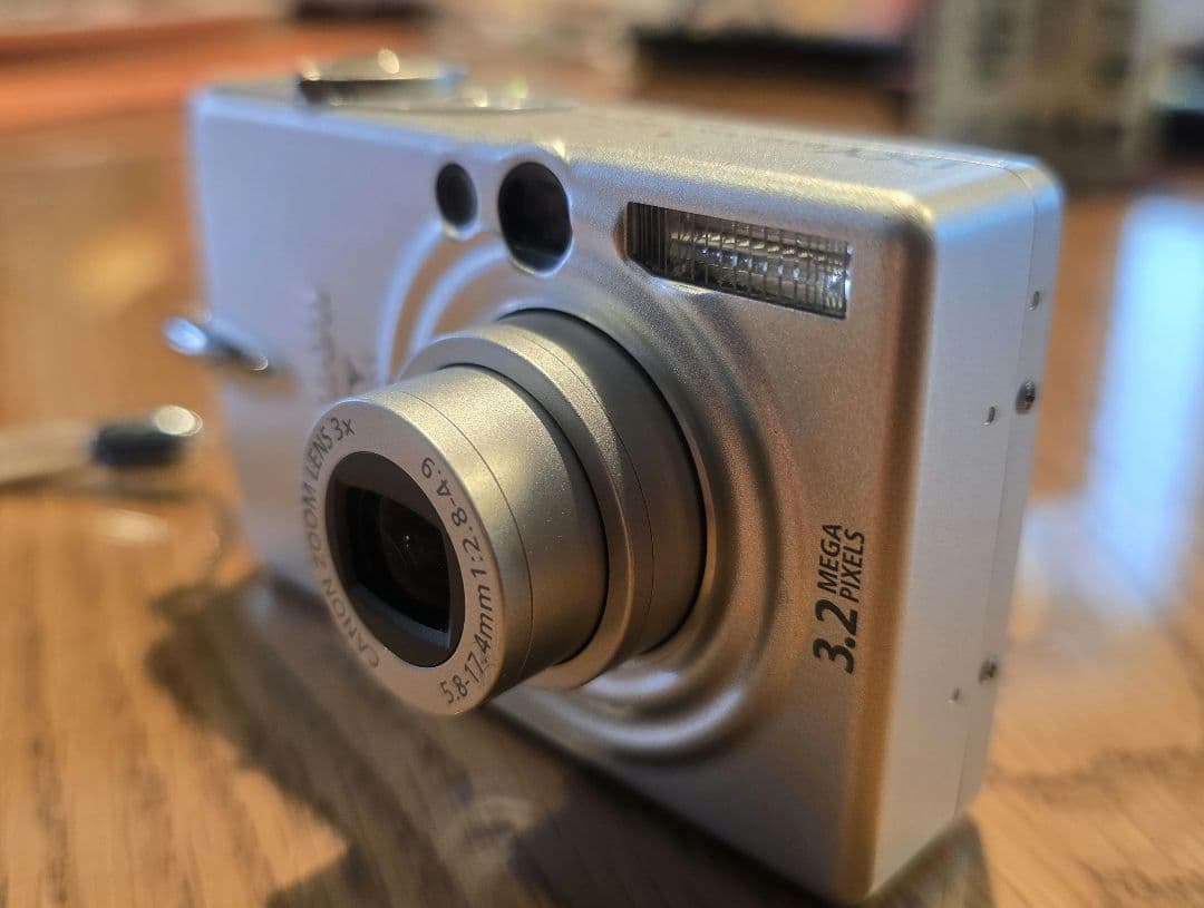 ​【動作確認済】Canon IXY DIGITAL 40 (新品電池＆充電器付）