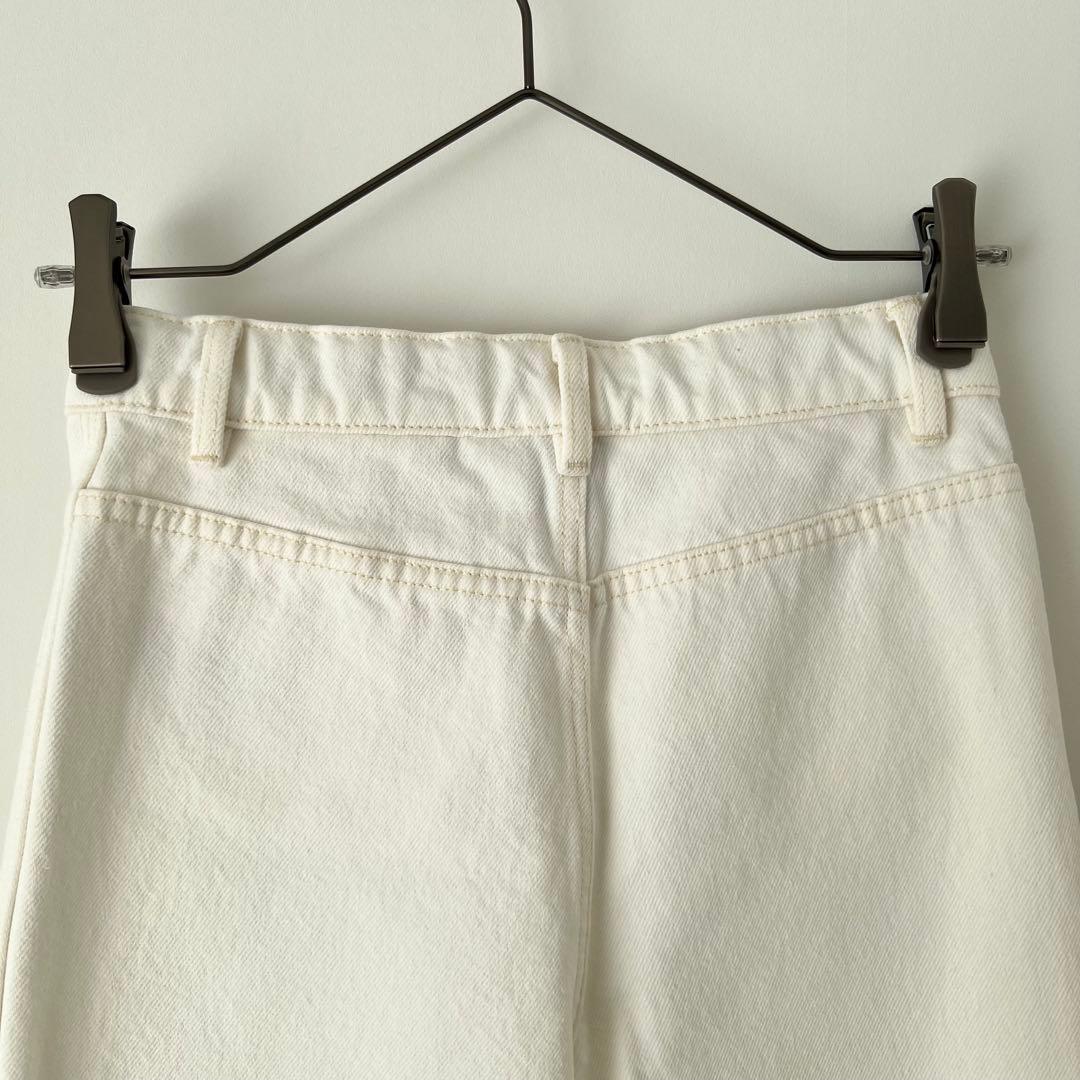 【新品タグ付き】BURBERRY バーバリー 140cm ロゴ 白デニムパンツ